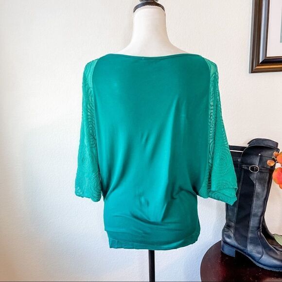 🍋 Language • Wide Sleeve Green Blouse - Picture 4 of 9
